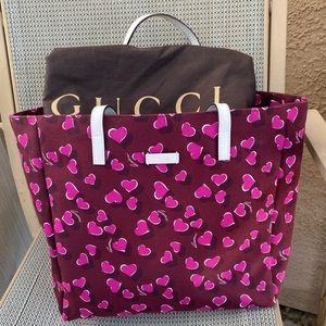 GUCCI Heartbeat 282439 Bordeaux Tote💜